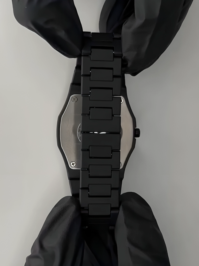 Black Arabic Aura Watch